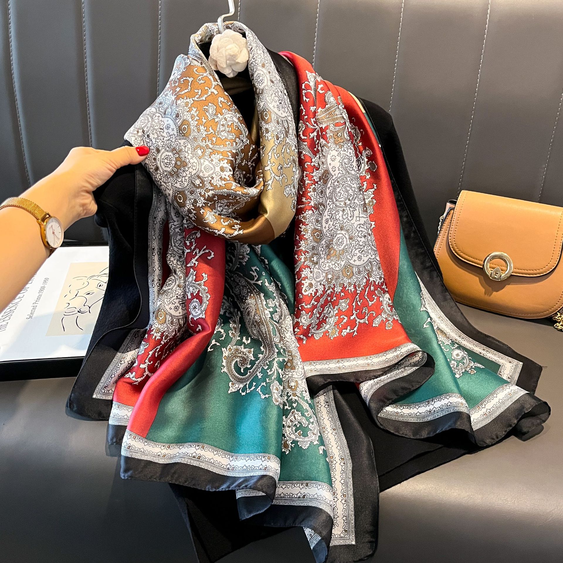 xyueanlo SR-091 Satin Royale Scarf - View 1